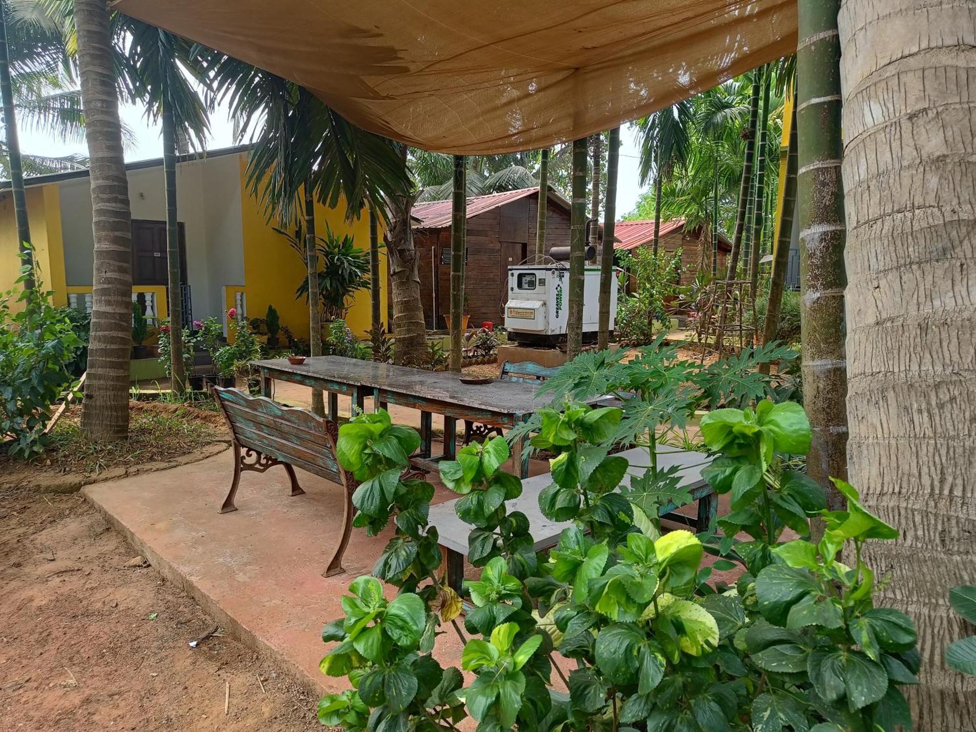 Lavish Exotic Hotel & Apartments Arambol Exterior foto
